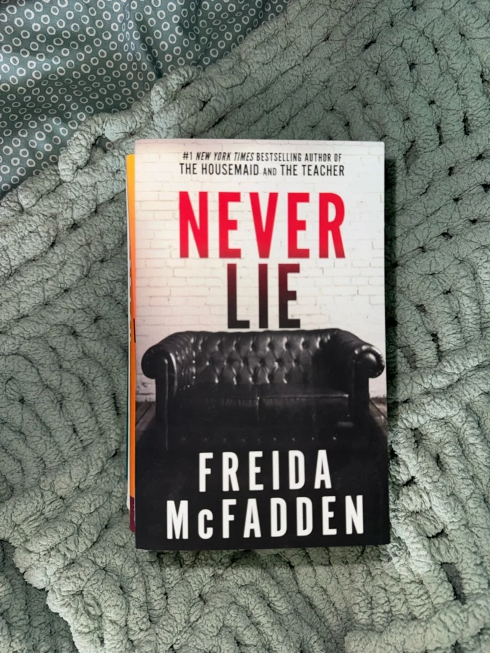 7 Book Bundle - Picture 2 of 8